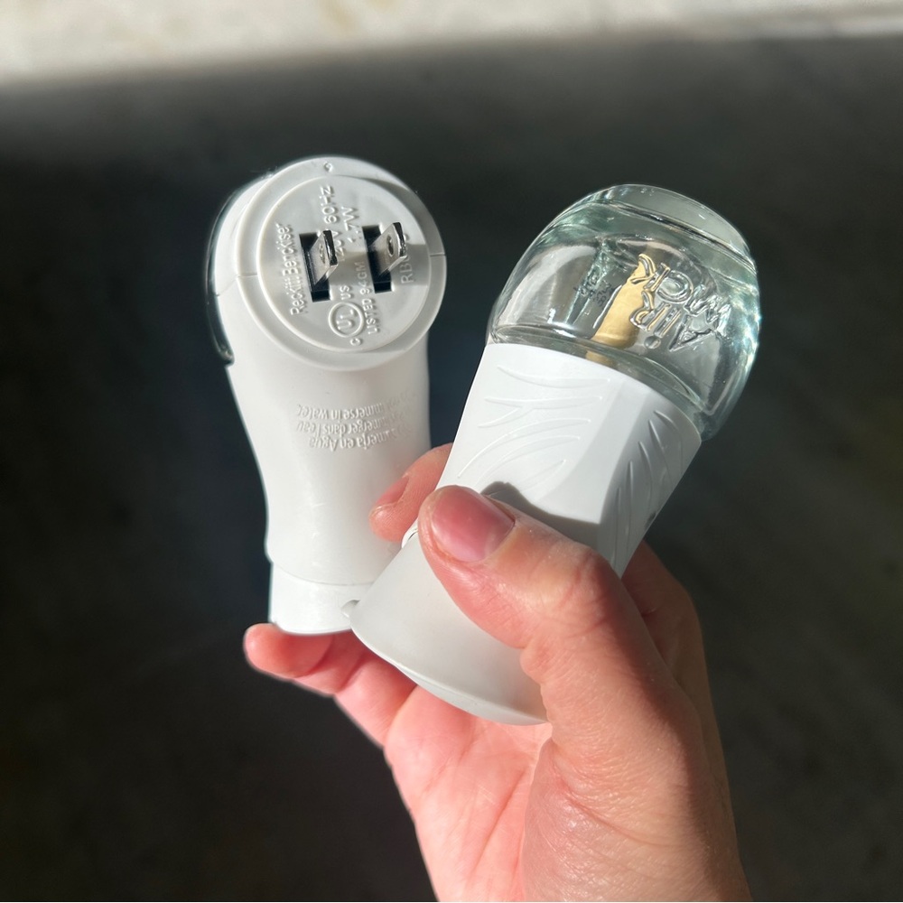 Set of 2 Air Fragrance Diffusers
